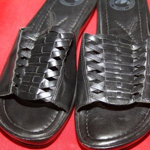 NURTURE SHOES Weave Slide NWOB